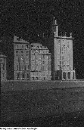 Dresden, Ernst-Thälmann-Platz (Strehlener Platz). Fachschule für Eisenbahnwesen, Modelle und Pläne zum Neubau, November 1954