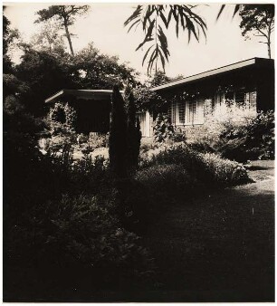 Garten Niemczyk, Potsdam-Nedlitz: Pflanzung am Haus, später (1936)