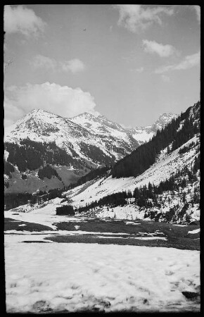 Hochgebirgslandschaft im Winter