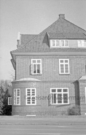 Grabauer Straße 15: Teilansicht: vorne Lorenzenstraße