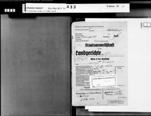 Beklagter: Vonhoegen, Gertrud; Zeuge: Vonhoegen, Anna, geb. Plum; Zeuge: Kahlen: Urkundenfälschung