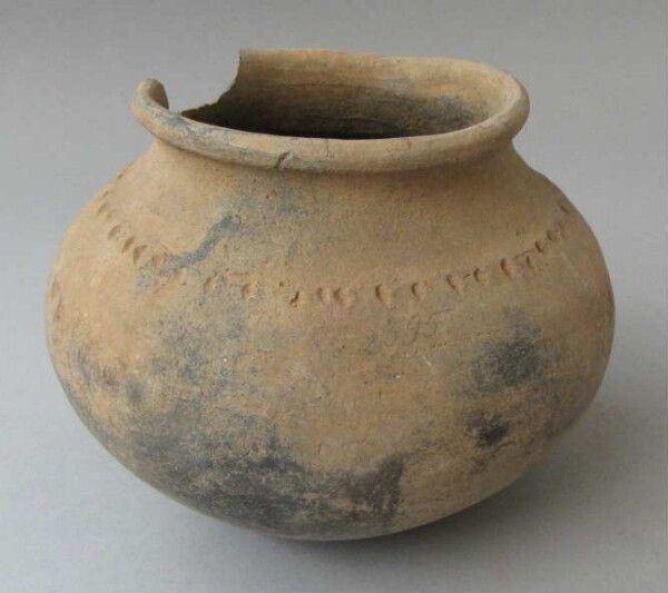 Clay vessel