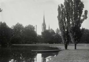 Leipzig, Johannapark : Leipzig. Johannapark. P.J. Lenné. Ansicht mit Johannateich und Lutherkirche (J. Zeißig, H. Mucke)