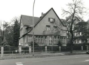 Dresden-Loschwitz, Heideparkstraße 14. Villa (um 1910; R. Möbius und Stephan)