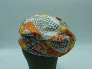 Damenbaskenmütze im Patchworkstil
