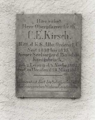 Grabplatte für Oberpfarrer C. E. Kirsch (gestorben 1875)