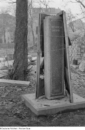Heinrich-Heine-Denkmal