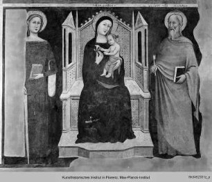 Wandbemalung mit verschiedenen christlichen Darstellungen : Madonna mit Kind und den Heiligen Katharina von Alexandrien und Johannes der Evangelist