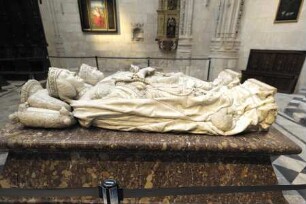 Sarkophag der Stifter Pedro Fernández de Velasco (gest. 1492) und Mencía de Mendoza y Figueroa