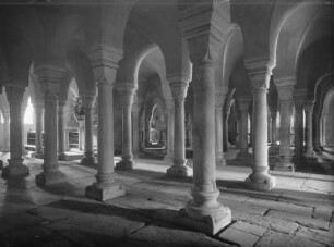 Pfarr- und Ehemalige Domkirche Mariae Himmelfahrt — Krypta
