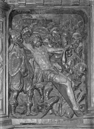 Hochaltar — Kreuzaufrichtung