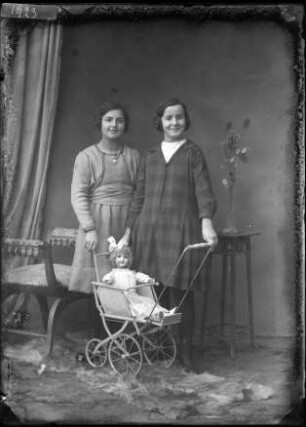 Mina und Anna Maria Weiß