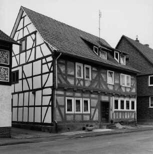 Waldkappel, Bilsteinstraße 24, Bilsteinstraße 26