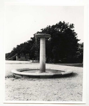 Technische Hochschule Dresden Schwachstrominstitut: Brunnen