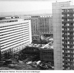 Prager Straße & St. Petersburger Straße, Aufbau
