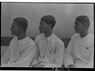 Drei Brahmanen (Deutsche Indien-Expedition 1926/1929)