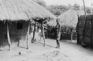 Dorfbewohnerin (Äthiopienreise 1937/1938 - 7. Flugreise nach Dembi Dolo und Ausflüge ins Umland)