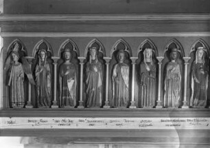 Brüstung mit Stifterfiguren