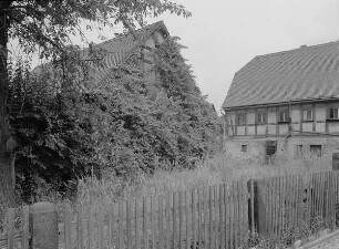 Seitengebäude : Bauerngut. Wohnhaus (bez. 1817) und Seitengebäude (19. Jh.)
