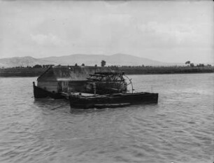 Schiffmühle : Schaufelradmühle auf der Donau