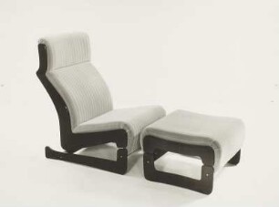 Sessel mit Hocker (Modell S 138)