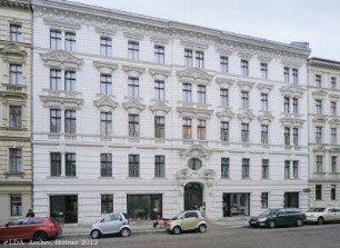 Mietshaus & Gewerbehof; Berlin, Friedrichshain-Kreuzberg
