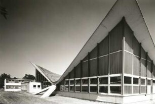 Dresden-Blasewitz. Ruderzentrum Blasewitz. 1970-72; Schönrock. Trainingshalle
