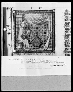 Bible Historiale — David Harfe spielend, Folio 247recto