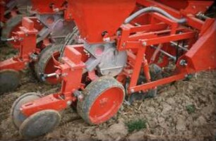 Fotografie: Sätechnik, Einzelkornsaat, Mais, Direktsaat