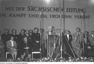 Dresden, 2. Pressefest der Sächsischen Zeitung (SZ) mit Hermann Matern und Carl Bobach, August 1955