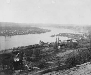 Hochwasser 1876 : Hochwasser 1876. Albuminpapier; 16,5 x 21 cm (1876; A. Kotzsch). Dresden: Privatbesitz