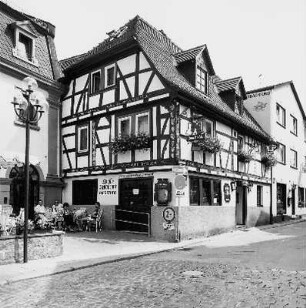Gasthaus ''Zum Hirsch''; Erbach, Bahnstraße 2