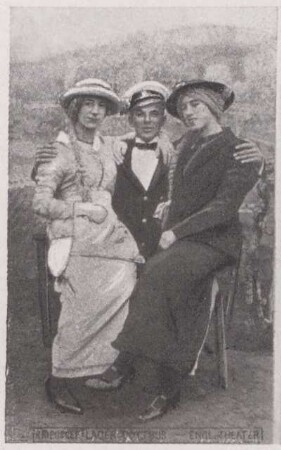 Rollenporträt dreier Kriegsgefangener (1)