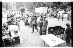 Kleinbildnegativ: Chamissoplatz-Fest, 1983