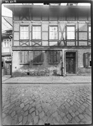 Quedlinburg, Dovestraße. Wohnhaus. Straßenfront