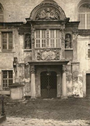 Hochkirch, Lehnsche Gruft : Lehnsche Gruft an der Südwand der Dorfkirche