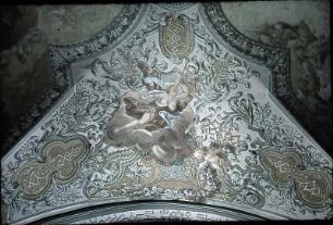 Posaunenengel und Putti