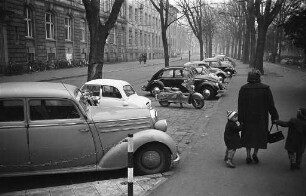 Parksituation in der Südlichen Hildapromenade.
