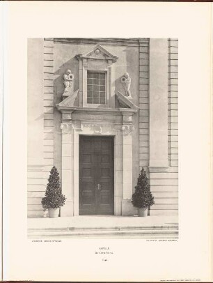 Rudolf Virchow-Krankenhaus, Berlin: Ansicht Mittelportal Kapelle (aus: Neubauten der Stadt Berlin, Bd. VI, 1907)