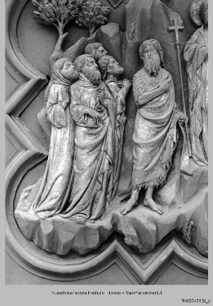 Türreliefs : Szenen Johannes' des Täufers : Johannes bezeugt Christus: Ecce Agnus Dei