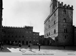 Piazza dei Priori, Volterra