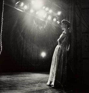 Schauspielerin (Harper's Bazaar)