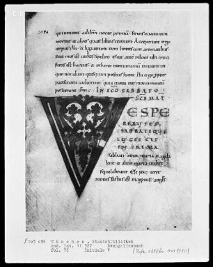 Evangelienbuch — Initiale V, Folio 75recto