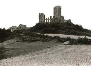 Ruine der Burg Olbrück : Olbrück. Ruine der Burg Olbrück (erbaut Ende des 11. Jahrhunderts, zerstört durch die Franzosen 1689)
