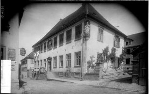 Hilsbach Lampertstraße - Rathaus Außenansicht