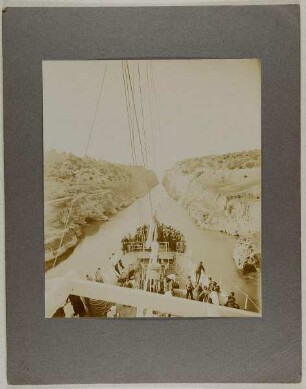 2) Einfahrt in den Kanal von Korinth