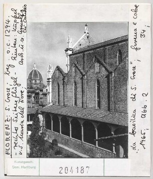 Florenz: Santa Croce, rechter Seitenflügel