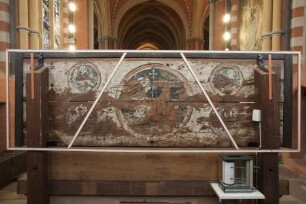 Passionsretabel — Lamm Gottes mit Evangelistensymbolen
