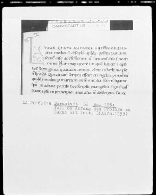 Evangeliar mit Capitulare — Initiale L, Folio 89recto