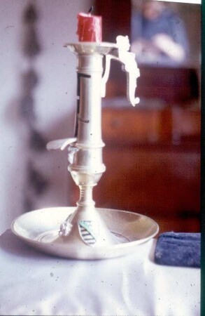 Leuchter mit Silberengel. Messing, Silber (vor 1962; J. Eckert)